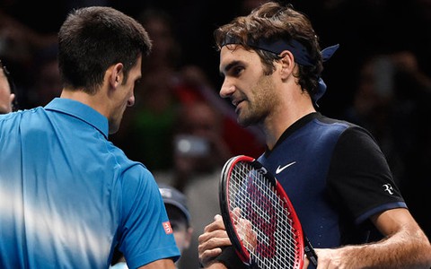 Thắng Djokovic, Federer vào bán kết Giải ATP World Tour Finals