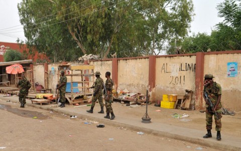 Khủng bố tấn công khu chợ ở Nigeria, 50 người chết