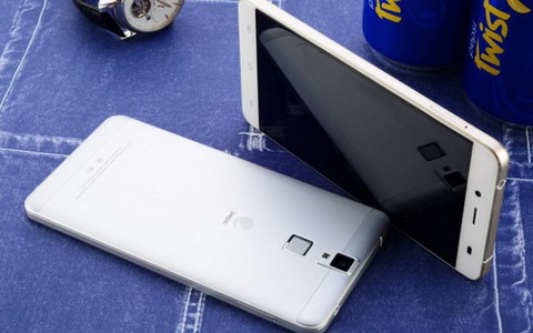 Lộ diện smartphone đầu tiên của hãng nước ngọt Pepsi