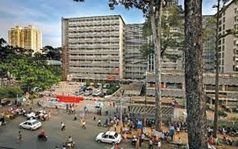 Bệnh viện Chợ Rẫy không nhận hoa, quà ngày Thầy thuốc 27-2