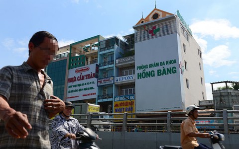 Phòng khám đa khoa Hồng Bàng vẽ bệnh moi tiền trắng trợn