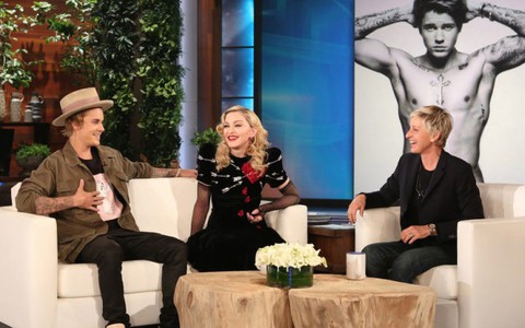 Ellen DeGeneres lắm lời nhưng rất duyên