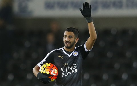 Mahrez vươn lên từ nỗi đau mất cha