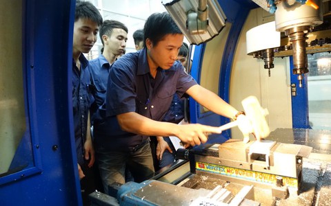 Dạy nghề kiểu “quốc doanh” hiệu quả không cao