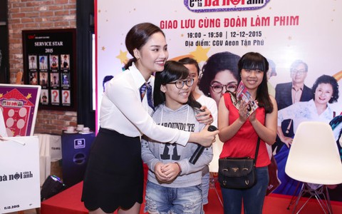Bà ngoại Hàn Shim Eun Kyung gửi lời chào khán giả Việt