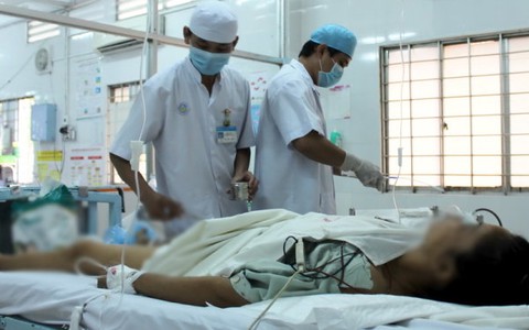 Buồn gia đình, ăn cháo trứng cóc tự tử