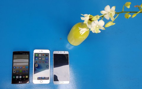 Những smartphone hàng đầu năm 2015