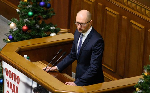 Ukraine áp lệnh cấm vận thương mại với Nga