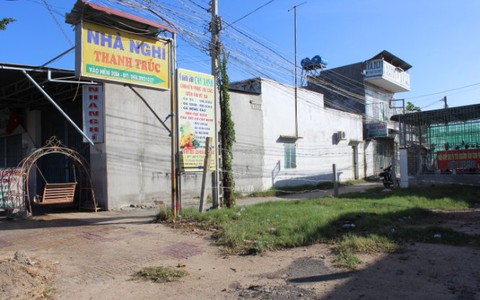 Truy tìm khách trọ đâm
hai mẹ con chủ nhà nghỉ