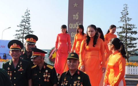 Khánh thành công trình tưởng niệm liệt sĩ bảo vệ cầu Rạch Chiếc