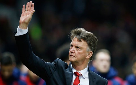 HLV Van Gaal cám ơn CĐV đã ủng hộ