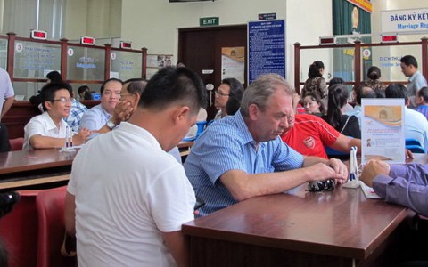 Kết hôn quá dễ, coi chừng thành "cường quốc" xuất khẩu cô dâu