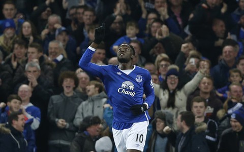 Lukaku - bản sao của Drogba