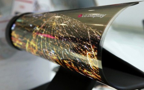 LG trình làng màn hình 18 inch có thể cuộn tròn