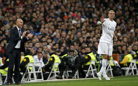 Điểm tin tối 10-1: Modric ca ngợi Zidane