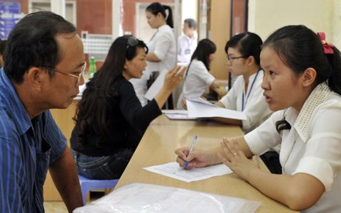 Lòng dân với cán bộ