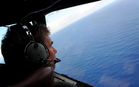 Mảnh vỡ ở Thái Lan nghi của máy bay MH370