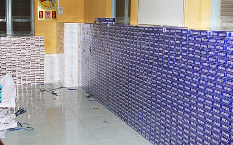 Bắt vụ vận chuyển thuốc lá lậu lớn nhất từ trước đến nay