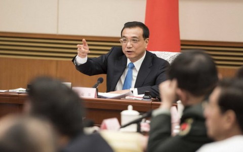Thủ tướng Trung Quốc khẩu chiến với tỉ phú Mỹ