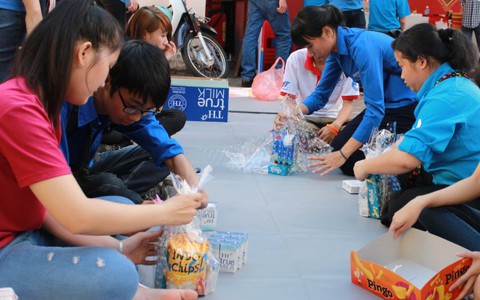 San sẻ xuân yêu thương