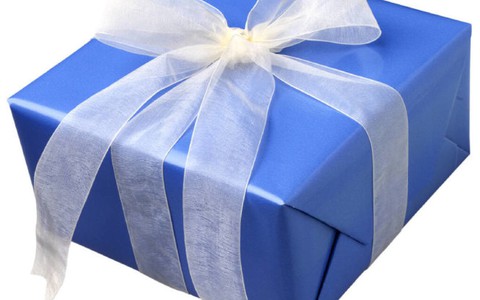 Yêu cầu báo cáo việc nhận quà
không đúng quy định