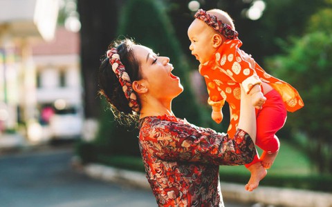 Tết Hạnh phúc: Tết đầu tiên được làm mẹ