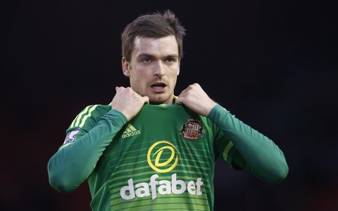 Điểm tin sáng 12-2: Sunderland cắt hợp đồng với Adam Johnson