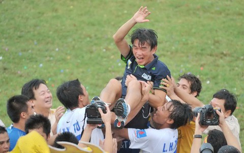 ​HLV Phan Thanh Hùng chia tay Hà Nội T&amp;T