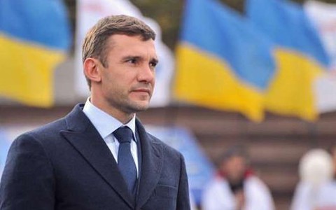 Shevchenko gia nhập ban huấn luyện Ukraina