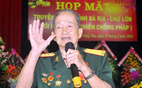 Anh hùng tình báo làm thơ nhắn giới trẻ bảo vệ biển đảo