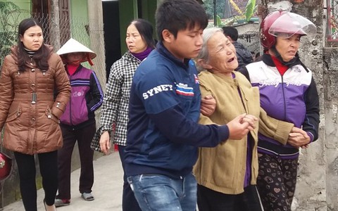 Trâu bò điên húc chết hai người