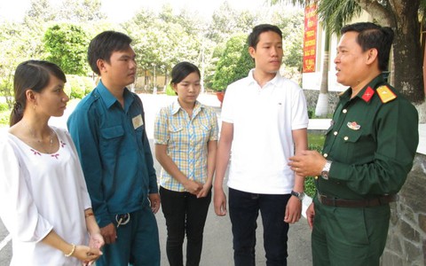 Tổ quốc gọi, các bạn trẻ lên đường