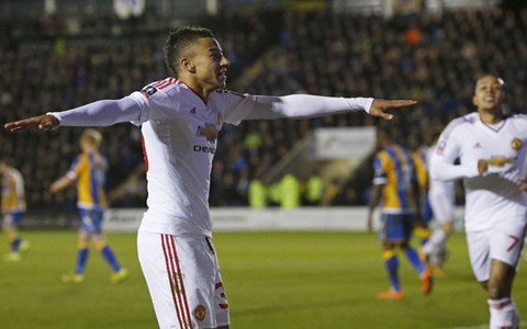 Manchester United nhẹ nhàng vào tứ kết Cúp FA