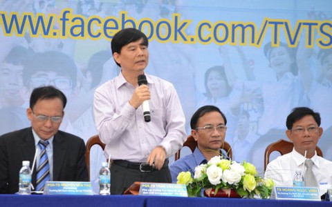 Tăng cụm thi THPT quốc gia, tăng độ chính xác của việc chấm điểm?