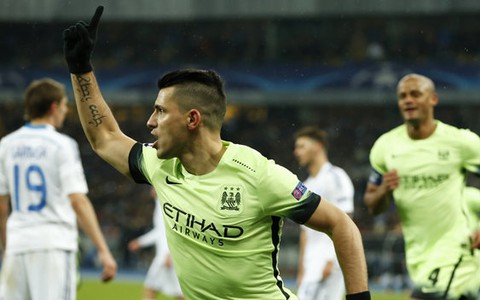 Đá bại Dynamo Kiev 3-1, M.C đặt một chân vào tứ kết