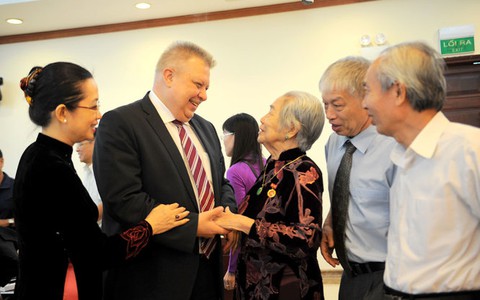 Anh Tư Thượng Vũ của chúng tôi
