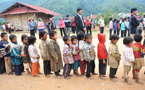 Yêu thương dồn tụ cuối trời