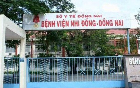 Bé gái bị dị tật thận - niệu quản đôi hiếm gặp