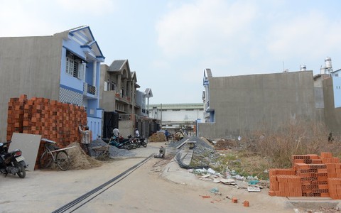 Lập 3 đoàn liên ngành khảo sát
tách thửa đất ở 6 quận, huyện