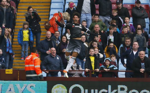 Pato “khai hỏa” ngày ra mắt, Chelsea thắng dễ Aston Villa
