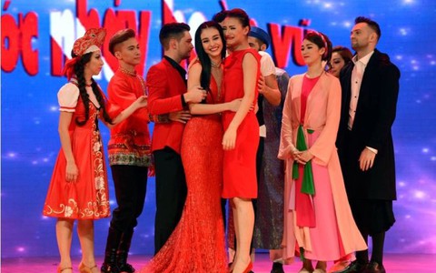 Bước nhảy hoàn vũ: còn lại S.T, Khánh My, Jennifer Phạm, Hồng Quế