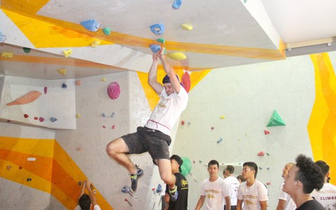 Tập leo núi ở nơi đào tạo porter