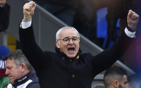 Điểm tin sáng 7-4: HLV Ranieri được tôn vinh tại Ý