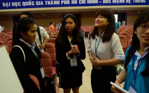 Khai mạc Diễn đàn khoa học sinh viên quốc tế 2016
