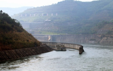 Dòng Mekong đang hấp hối: Đến đập Cảnh Hồng thấy viễn cảnh đáng lo