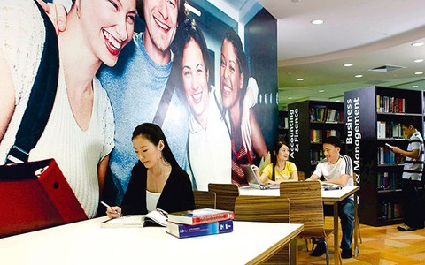 Du học chuyên ngành kép – lợi hay hại?