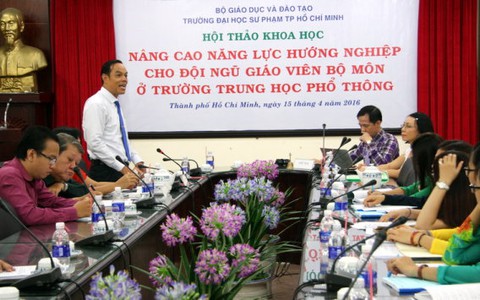 Hướng nghiệp bế tắc vì bệnh thành tích