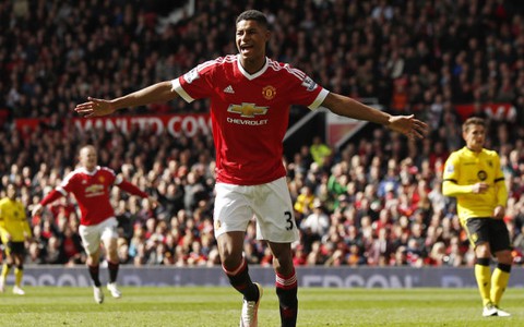 Rashford tỏa sáng, M.U áp sát tốp 4
