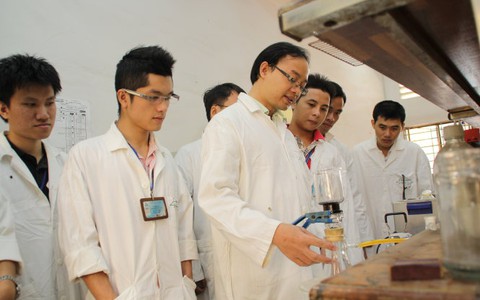 Ngành nghề dành cho sinh viên có sở thích về Hóa
