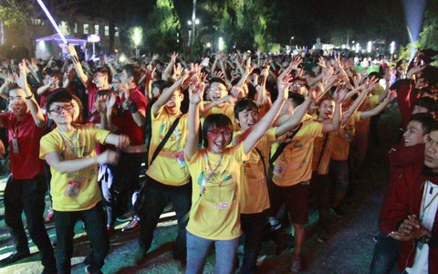 Cuộc sống đảo lộn vì nắng nóng gay gắt